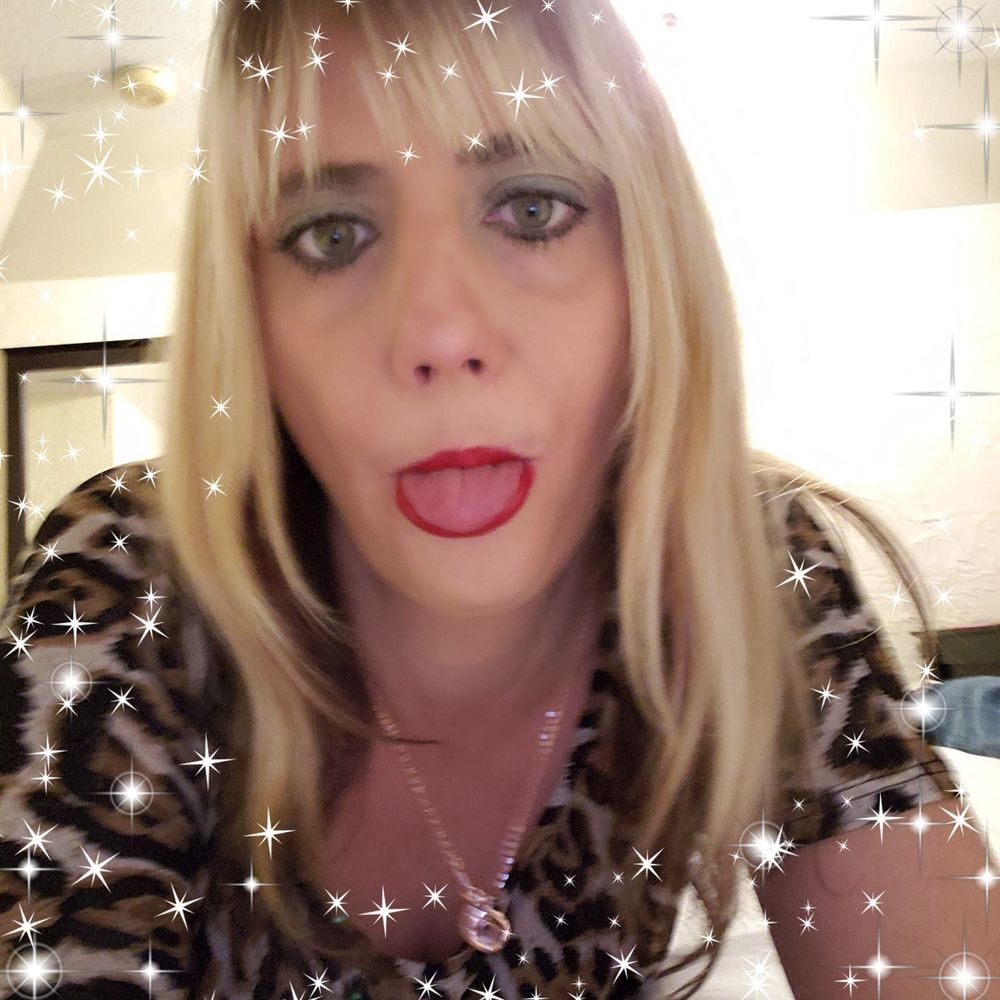 Meet your Posher, Leann